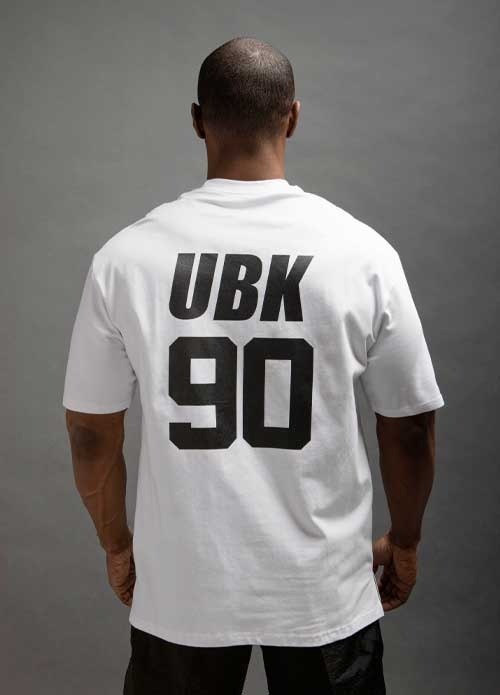 언브로큰 UBK90 백넘버 세미 오버핏 반팔 티셔츠 화이트